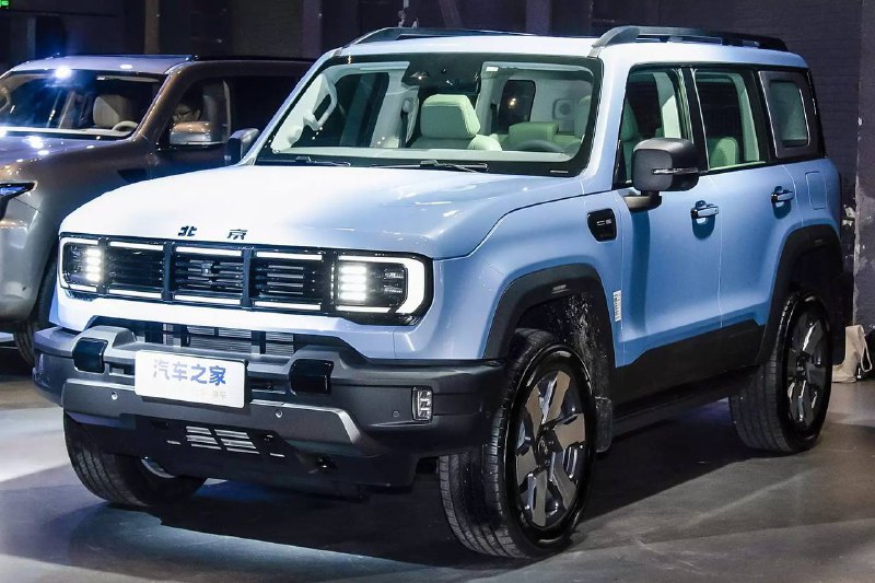 BAIC представляет новый гибридный внедорожник BJ40 Magic Core