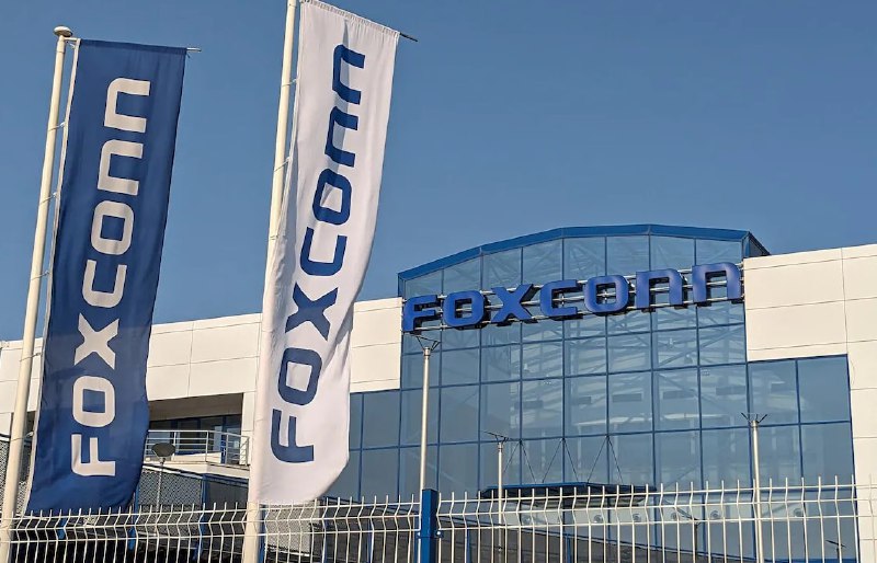 Foxconn делает предложение Nissan на фоне кризиса