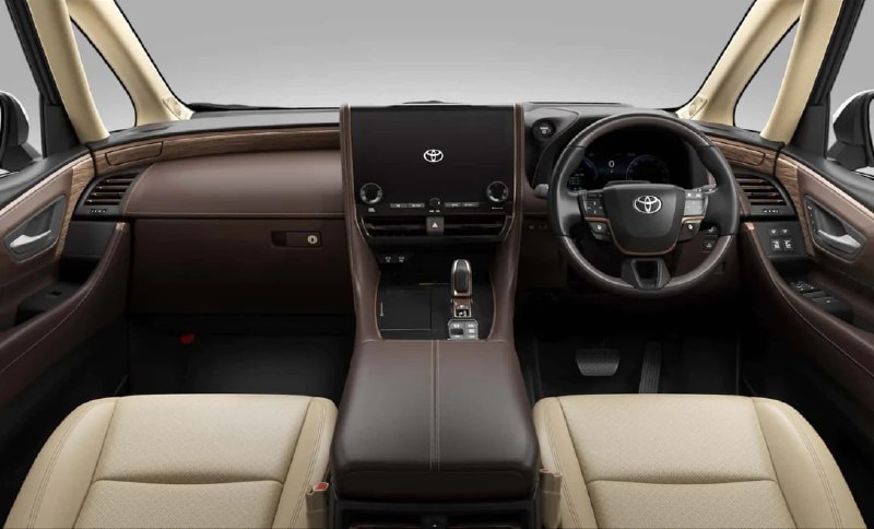 Новая версия Toyota Alphard: Плагин-гибрид для современных семей