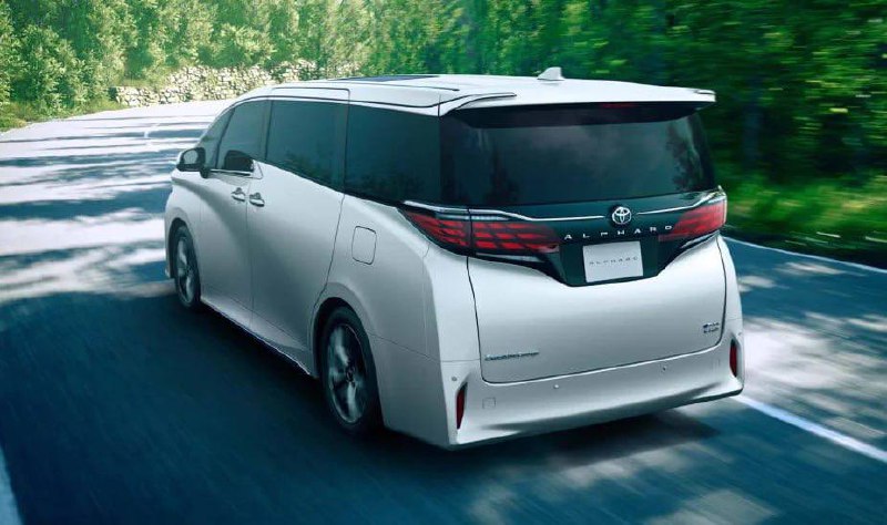 Новая версия Toyota Alphard: плагин-гибридный минивэн