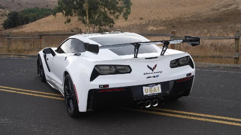 На аукцион выставляется мощный Corvette от Hennessey