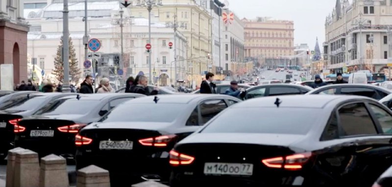 Госдума получила новые автомобили LADA Aura