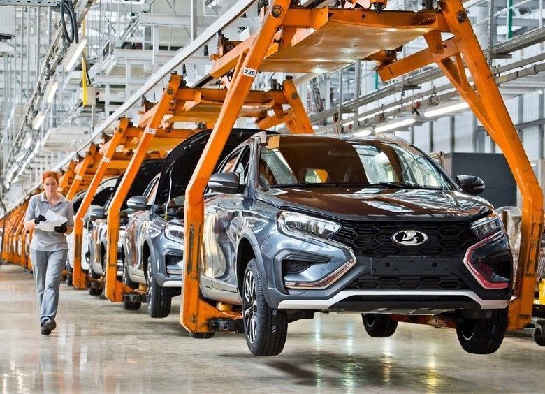 АВТОВАЗ анонсировал выпуск нового кроссовера LADA спустя 30 лет