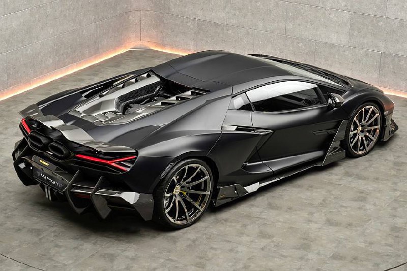 Mansory представляет уникальный тюнинг Lamborghini Revuelto