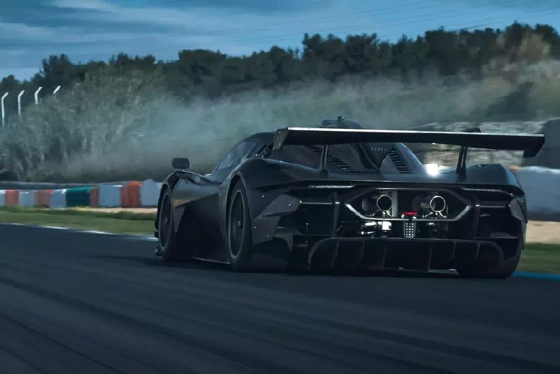 Спорткар Rossa: Подробности гоночной версии LM GT