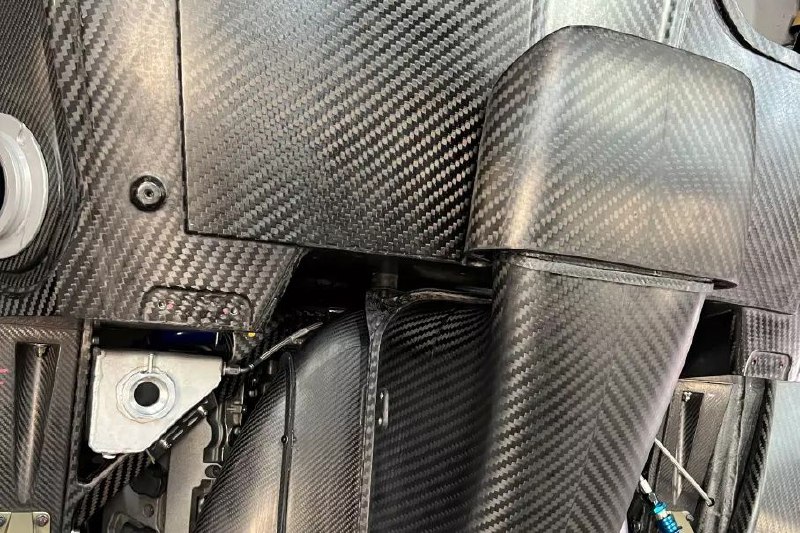 Спорткар Rossa: Подробности гоночной версии LM GT