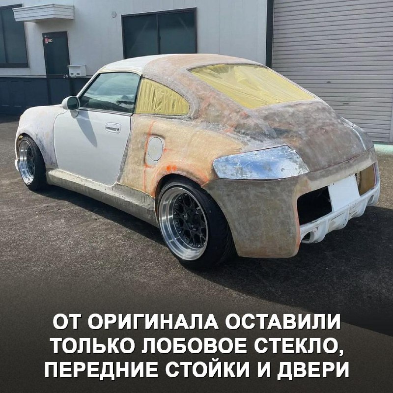 Японские тюнеры создали уникальный автомобиль в стиле Porsche 911