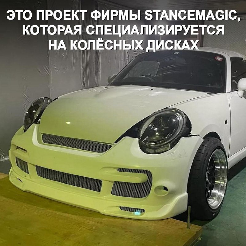 Японские тюнеры создали уникальный автомобиль в стиле Porsche 911