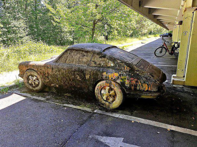 Творчество Готфрида Бехтольда: бетонные модели Porsche