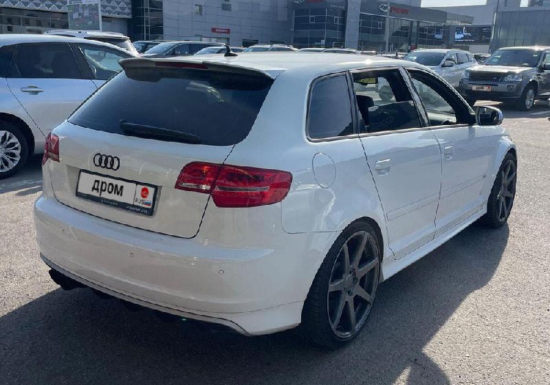 Audi RS3 2012 года: Тест драйв и мнение о покупке