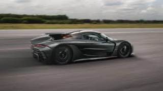 Уникальный гиперкар Koenigsegg украшен золотом и карбоном