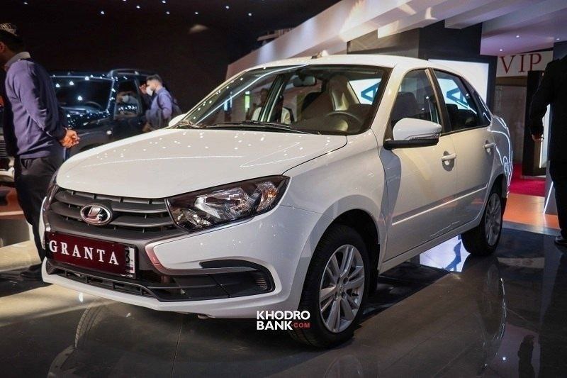 Расширение экспорта автомобилей LADA: новые рынки и достижения