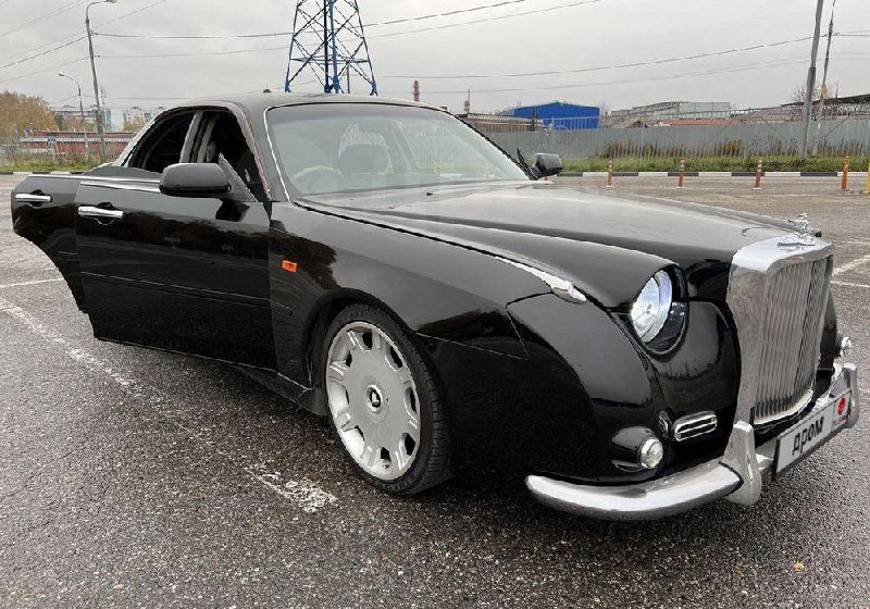 Уникальный японский автомобиль: Mitsuoka Galue-II в Москве