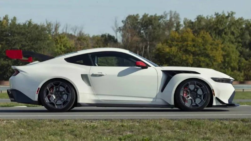 Лимитированная серия Ford Mustang GTD: мощь и стиль