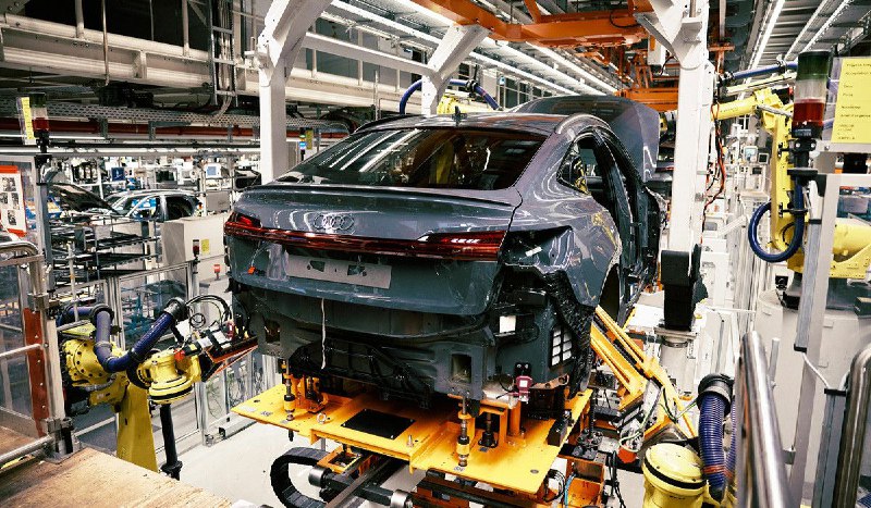 Закрытие завода Audi в Брюсселе: последствия для сотрудников