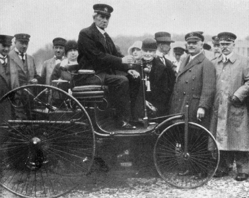 История первого серийного автомобиля: Benz Patent Motorwagen