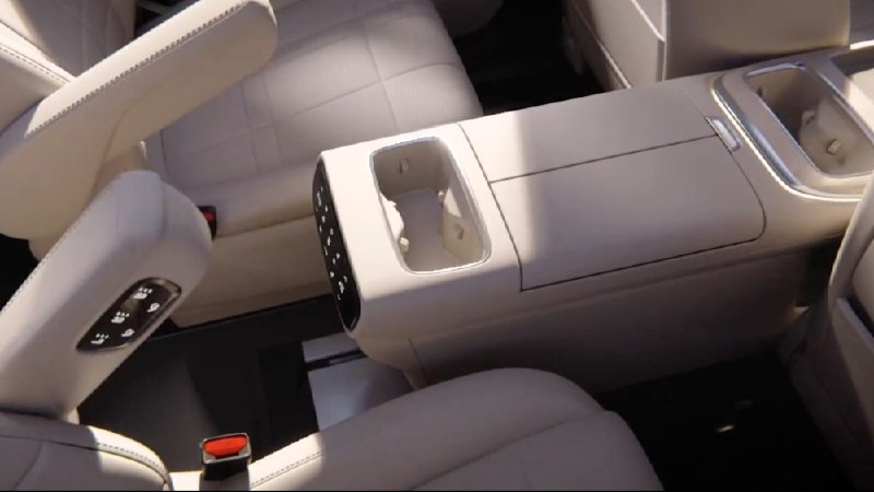 Презентация нового кроссовера Deepal S09 от Changan