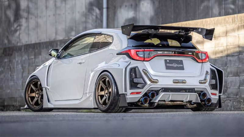 Новый обвес для Toyota GR Yaris от Result Japan