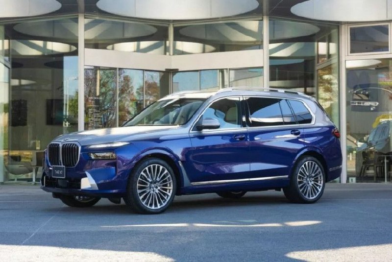 Уникальный Кроссовер BMW X7 Nishiki Lounge: Вдохновение Звёздным Небом
