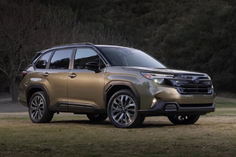 Subaru запускает гибридный Forester