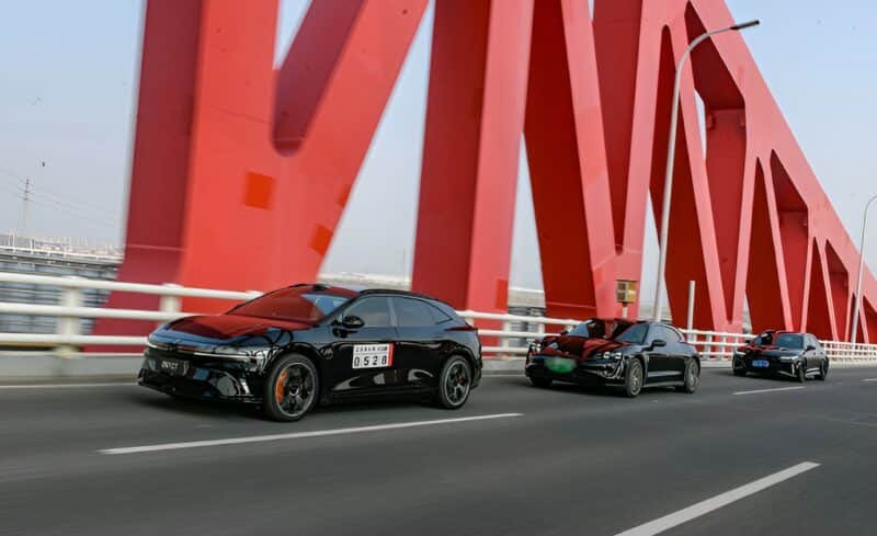 Новый универсал Zeekr 007 GT на тесте с Audi и Porsche