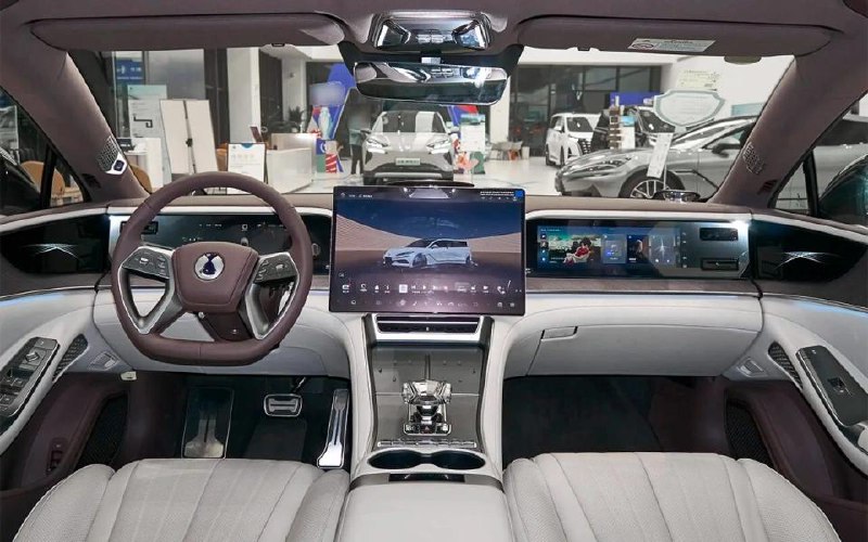 Китайский универсал Denza Z9 GT с мощным двигателем появился на российском рынке