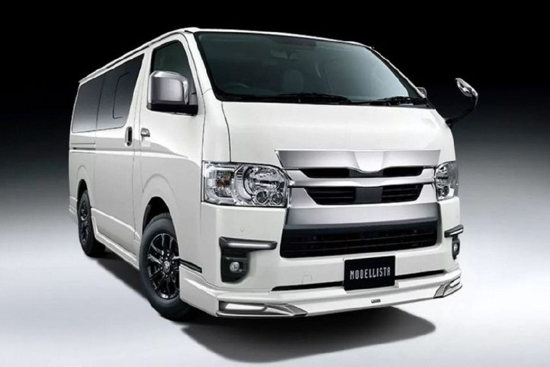 Специальные версии микроавтобуса Toyota Hiace к юбилею