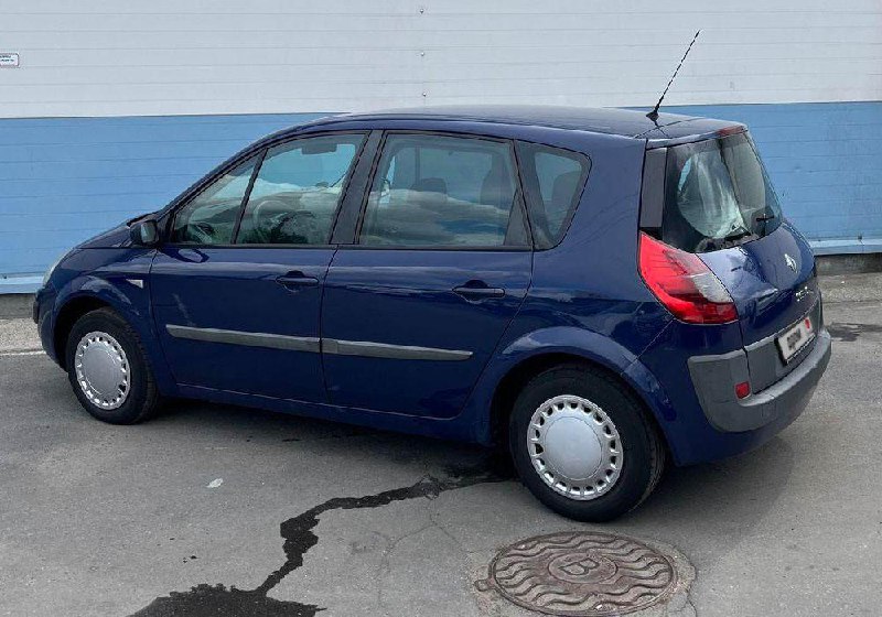 Отзыв владельца: Renault Scenic 2006 года