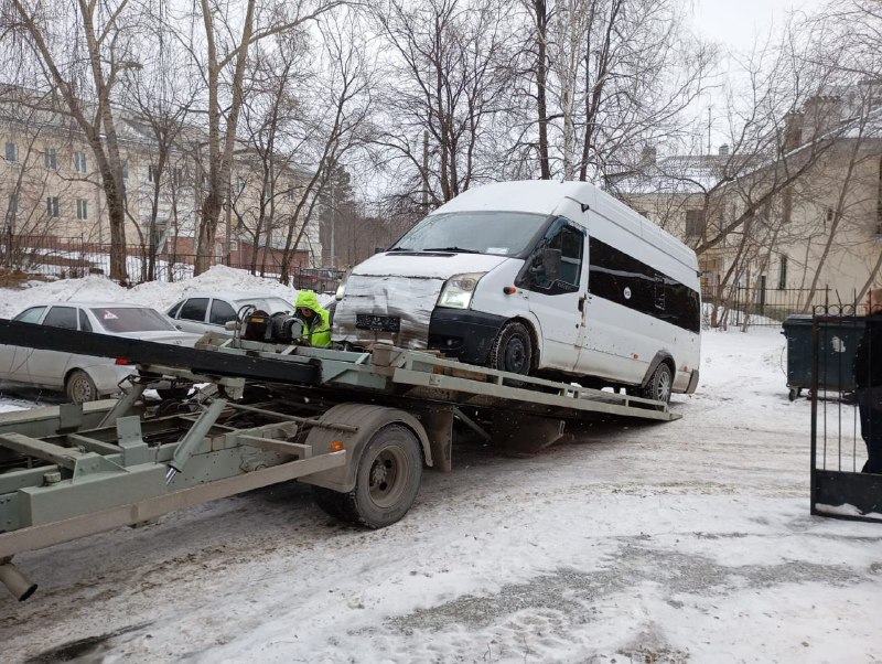 Автоинспекторы задержали мигрантов при незаконной перевозке в Екатеринбурге