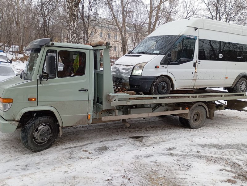 Автоинспекторы задержали мигрантов при незаконной перевозке в Екатеринбурге