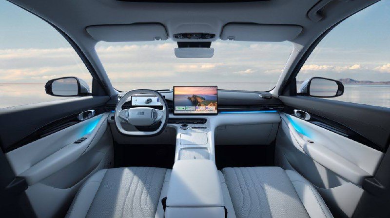 Выход электрического кроссовера Geely EX5 в Россию