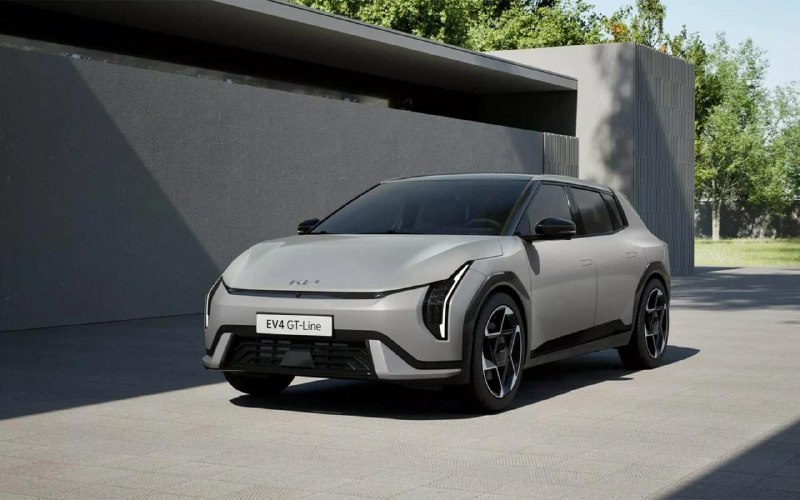 Новая модель Kia EV4: двухкузовные варианты и спортивные модификации