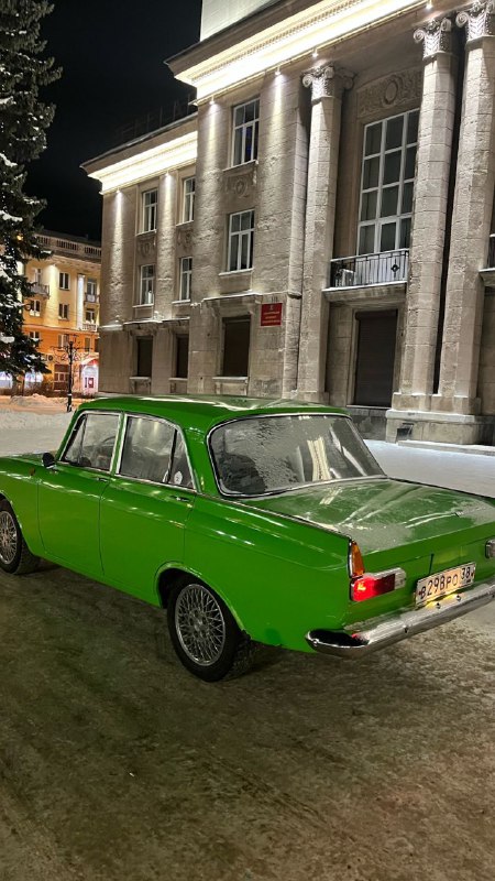 Необычный ИЖ Москвич 412: мощный слипер на базе классического автомобиля