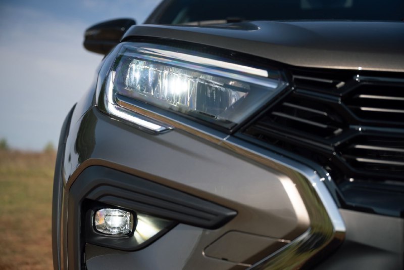 Новые возможности LADA Vesta: старт продаж с 6-ступенчатой механикой