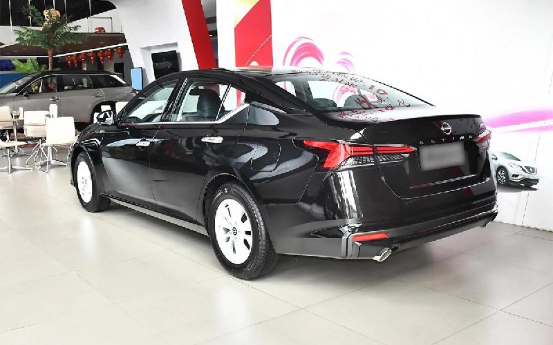 Запуск нового Nissan Teana в России