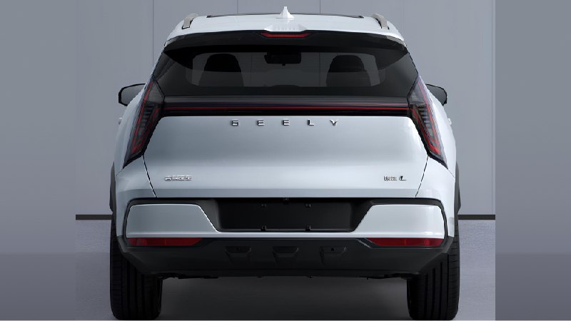 Обновленный Geely Atlas: новый виток в дизайне