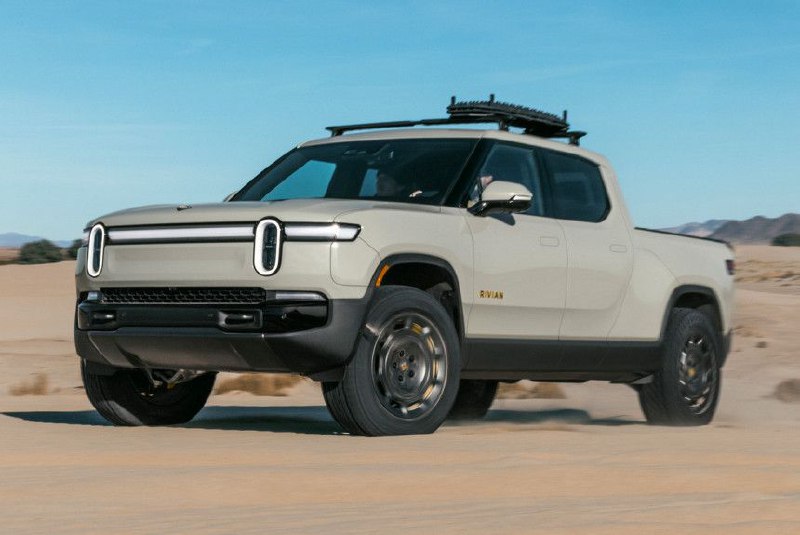 Новая версия электромобилей Rivian R1S и R1T: California Dune
