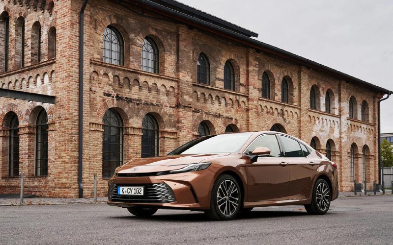 Toyota отзывает автомобили из-за проблем с ремнями безопасности