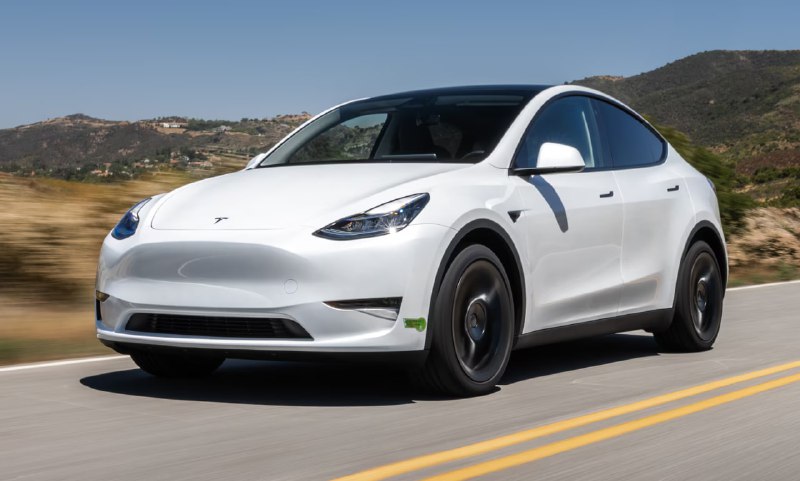 Tesla отзывает 380 000 электромобилей из-за проблемы с рулевым управлением
