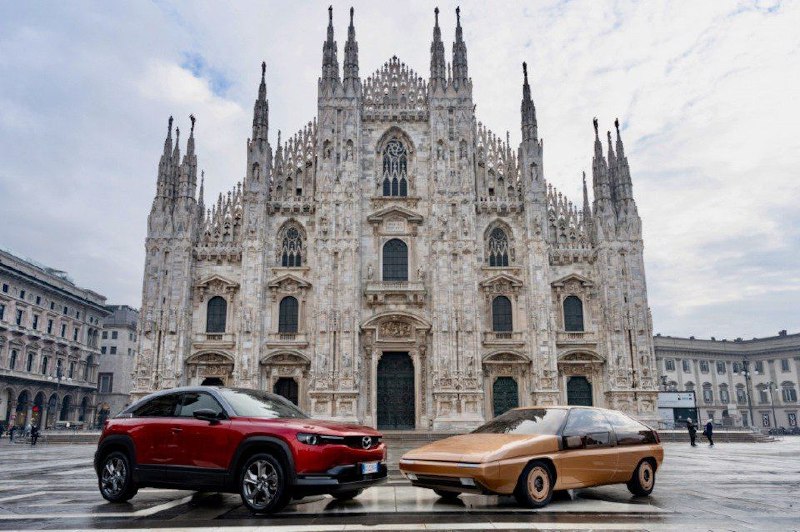 Футуристический концепт Mazda MX-81 Aria