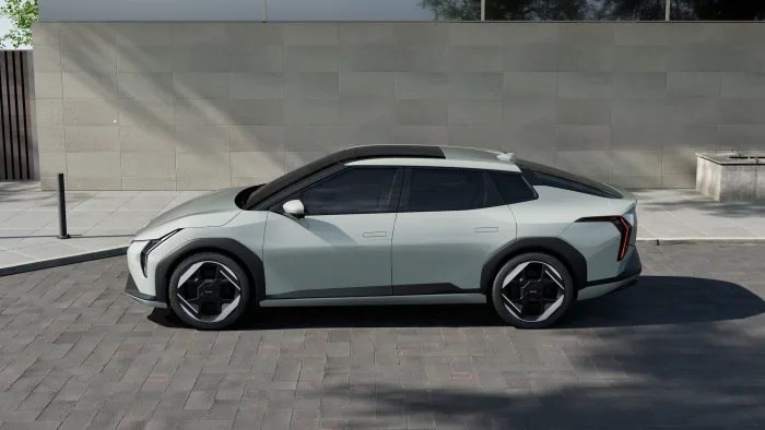 Новый электрический автомобиль Kia EV4: альтернатива Tesla Model 3?