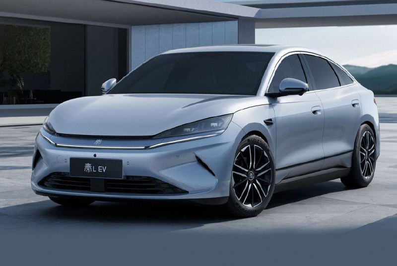 BYD Qin L: Новый электрический седан