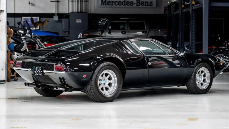 Редкий суперкар De Tomaso Mangusta выставлен на аукцион