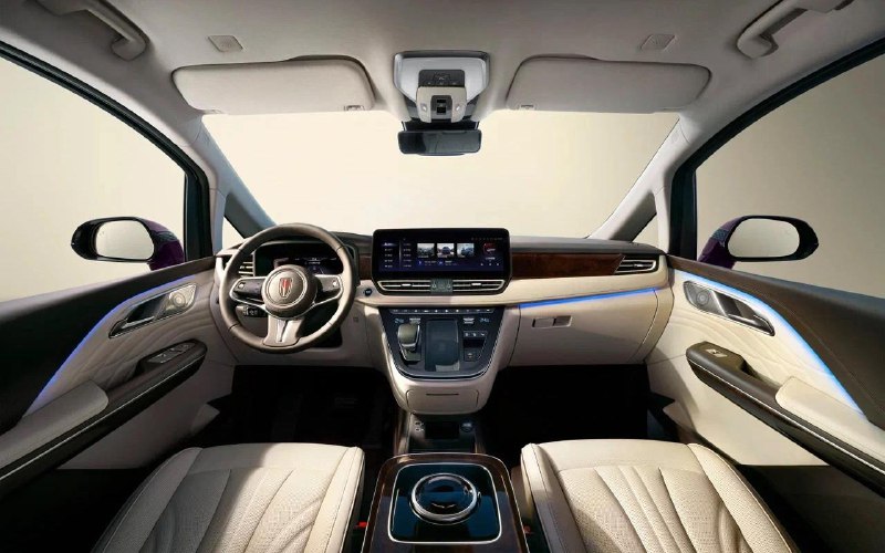 Hongqi представляет новый минивэн HQ9 с впечатляющими характеристиками