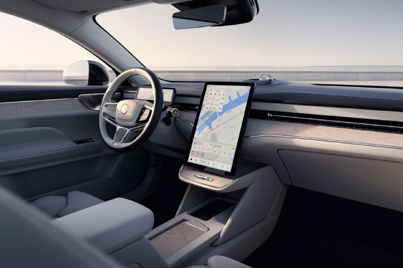 Новый электрический флагман от Volvo: ES90
