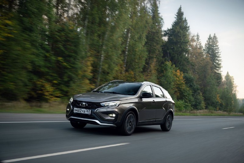Новая версия LADA Vesta с 6-ступенчатой механикой: подробности и цены