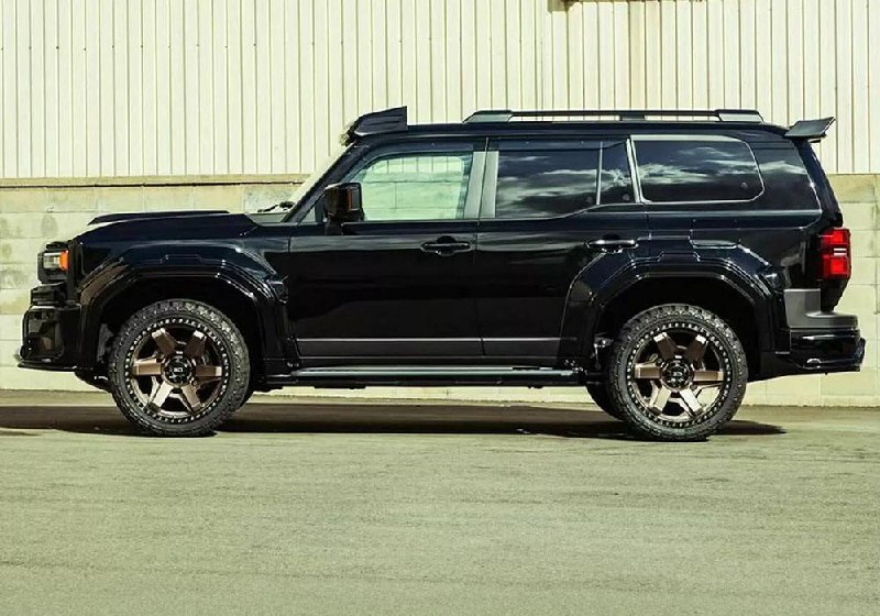 Новое оформление Toyota Land Cruiser Prado от Wald