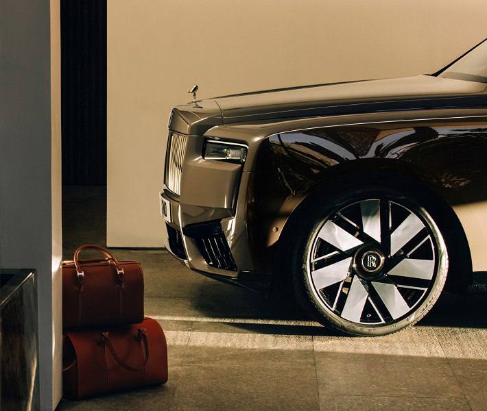 Rolls-Royce Cullinan 2025: роскошь по высоким ценам в России