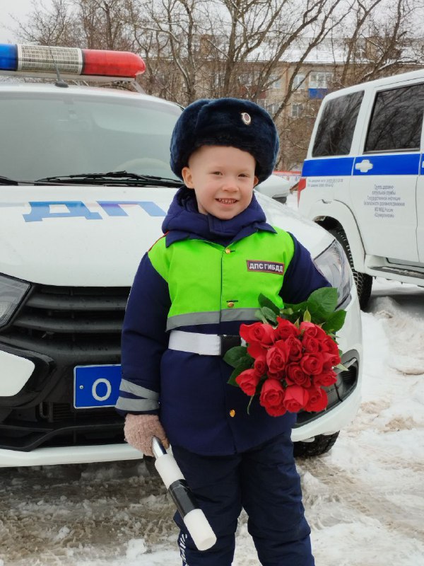 С праздником 8 Марта: Госавтоинспекция поздравляет женщин