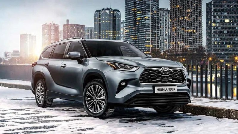 Отзыв кроссоверов Toyota Highlander в России из-за небезопасных задних сидений